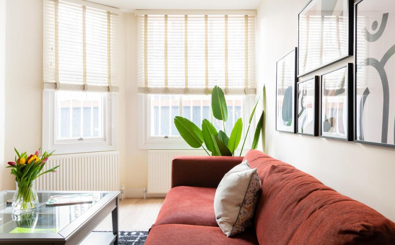 شقة لندن  في The Chelsea Arms - Bright 3Bdr With Garden & Private Parking المظهر الخارجي الصورة